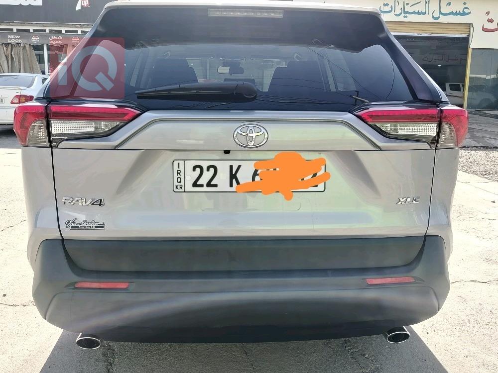 تۆیۆتا ڕاڤ 4